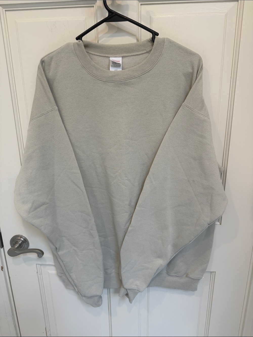 Hanes Light Gray Crewneck Sweatshirt